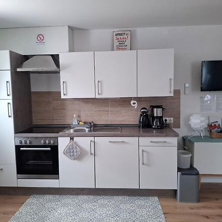 Ferienwohnung Am Blumenberg Бад-Мергентхайм Экстерьер фото