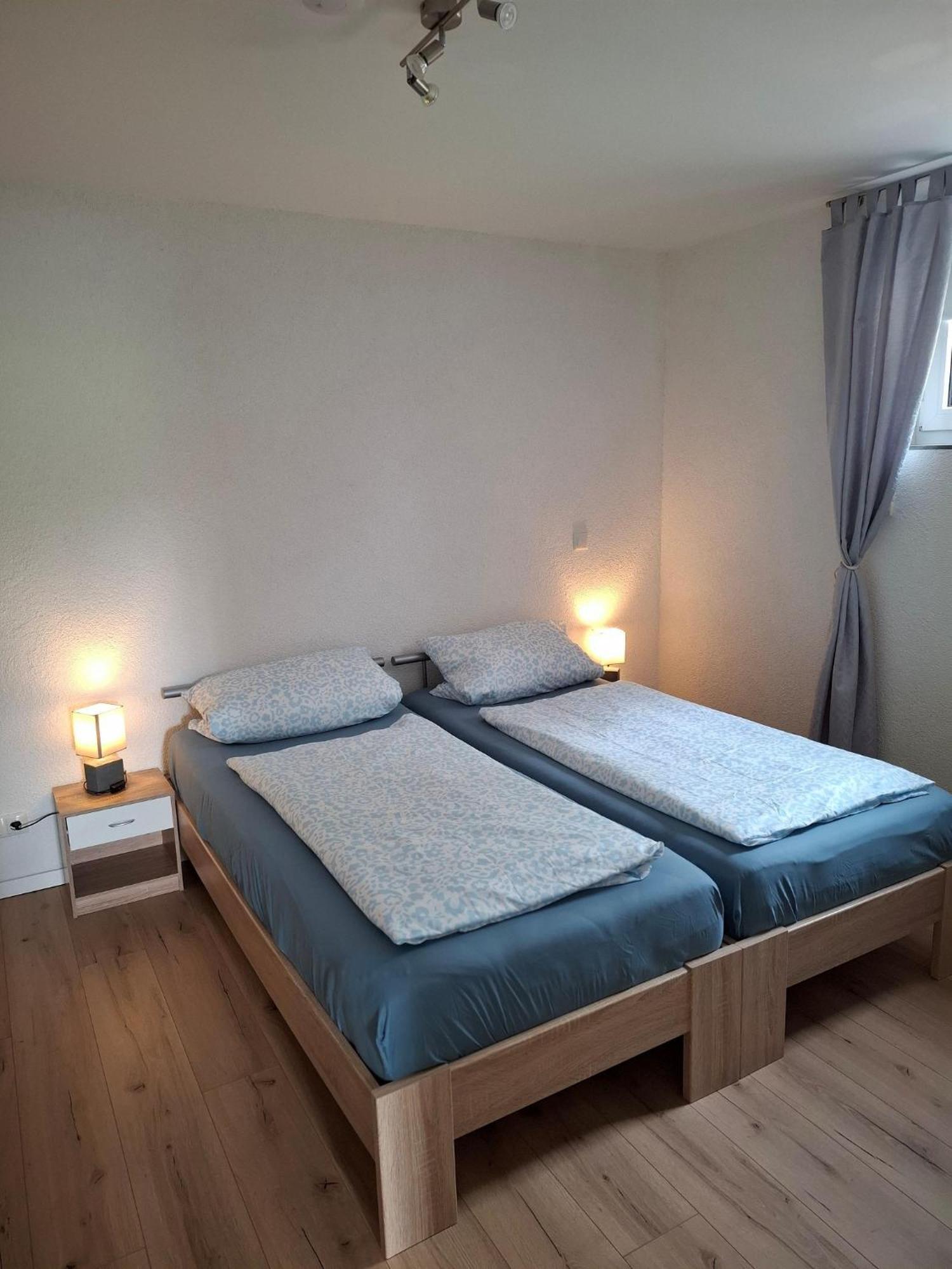 Ferienwohnung Am Blumenberg Бад-Мергентхайм Экстерьер фото
