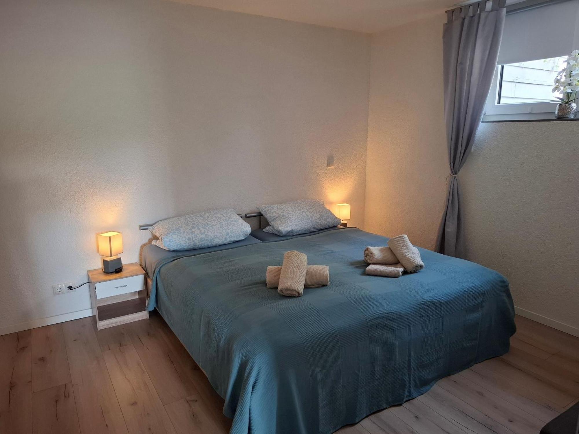 Ferienwohnung Am Blumenberg Бад-Мергентхайм Экстерьер фото