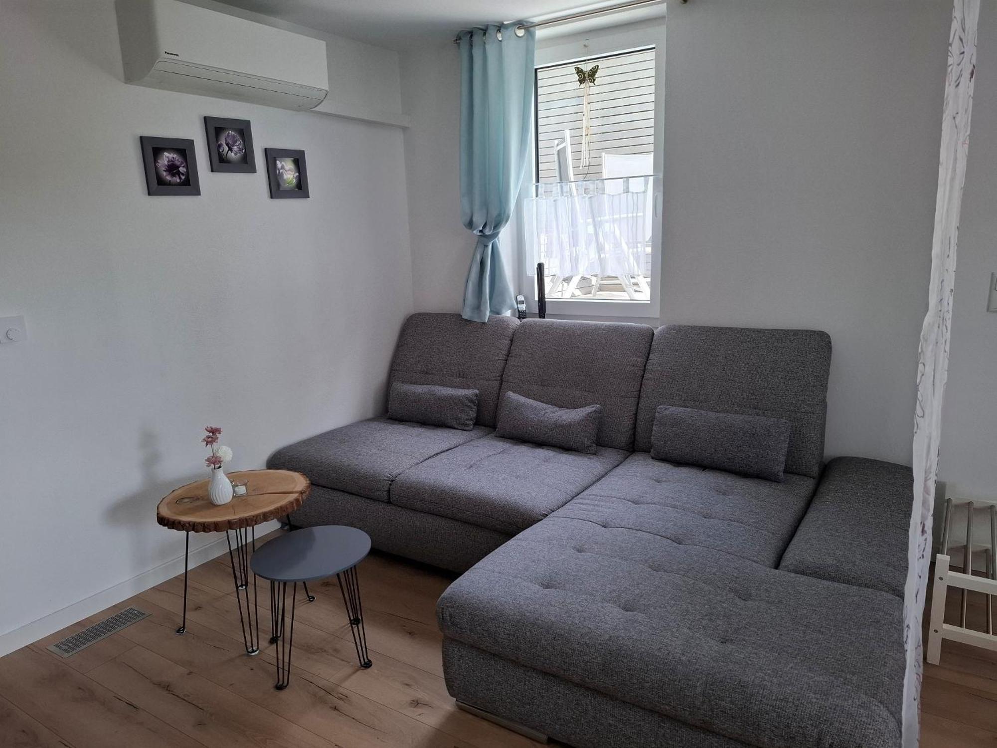Ferienwohnung Am Blumenberg Бад-Мергентхайм Экстерьер фото